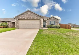 Sold home at 9501 NW 120th Street