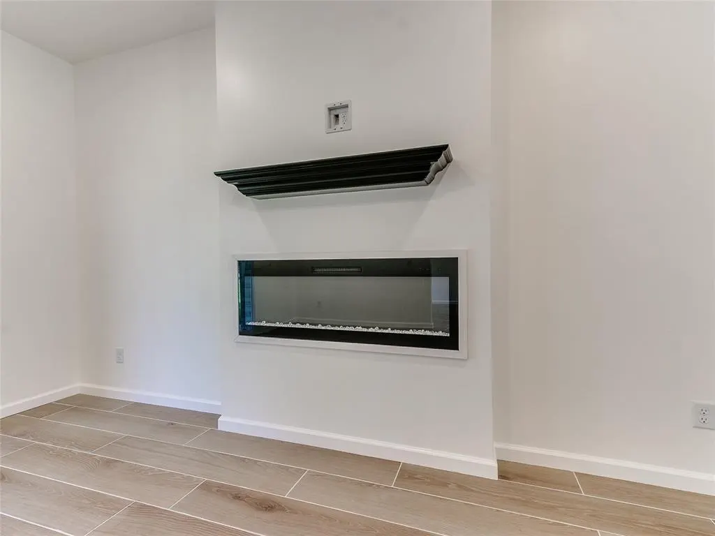 Photo 11 — 9717 NE 10th Street, Oklahoma City, OK 73130