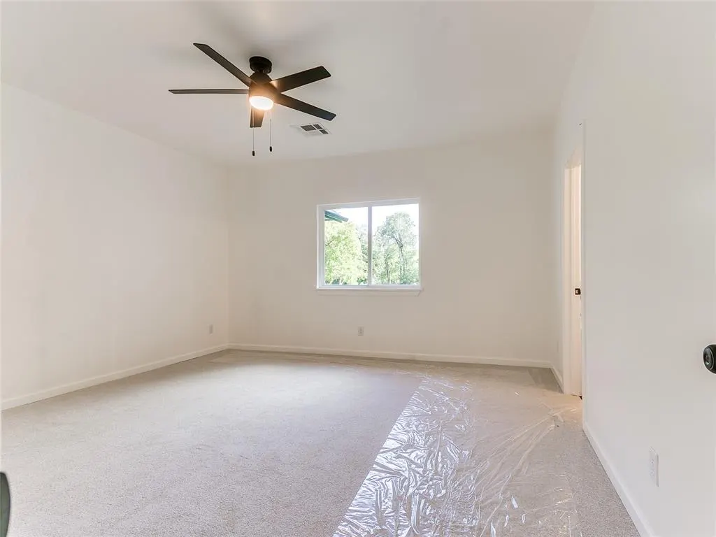Photo 21 — 9717 NE 10th Street, Oklahoma City, OK 73130