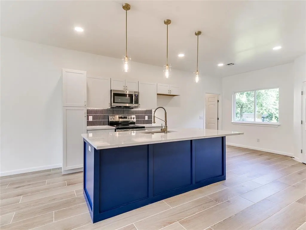Photo 29 — 9717 NE 10th Street, Oklahoma City, OK 73130