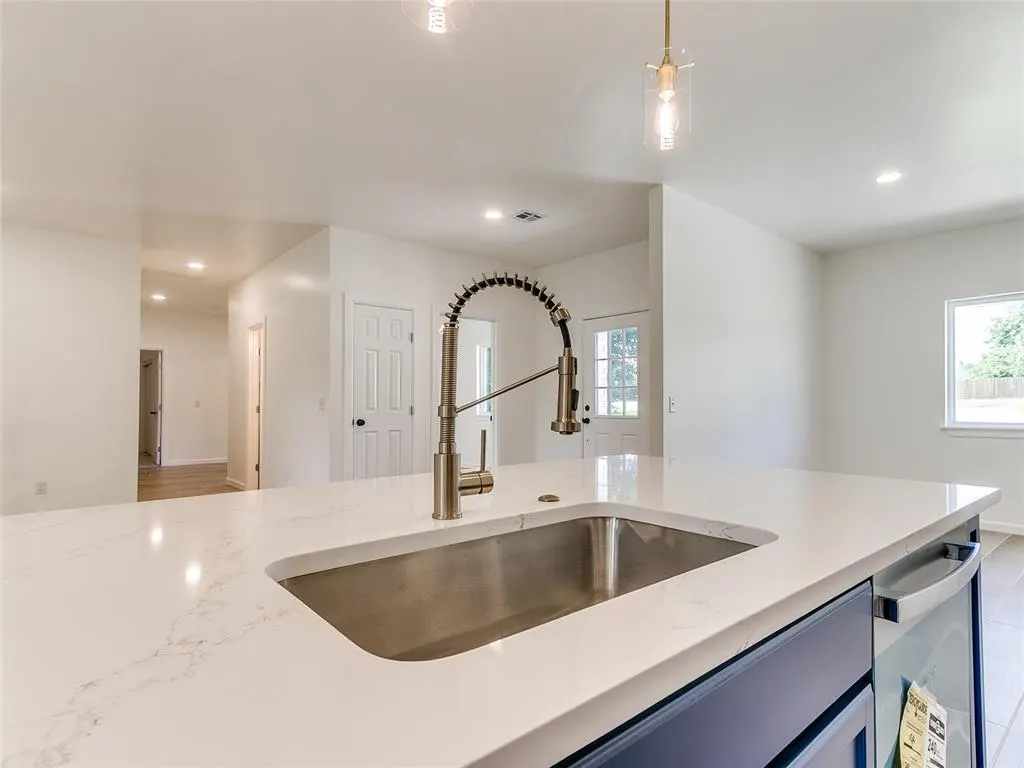 Photo 36 — 9717 NE 10th Street, Oklahoma City, OK 73130