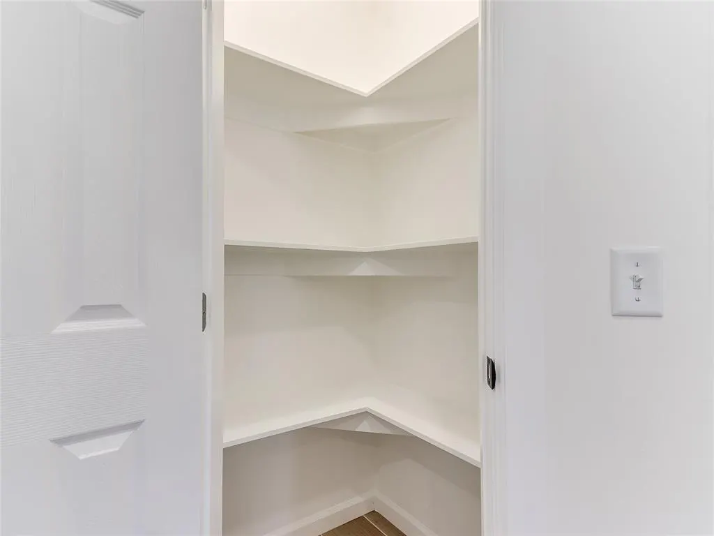Photo 40 — 9717 NE 10th Street, Oklahoma City, OK 73130