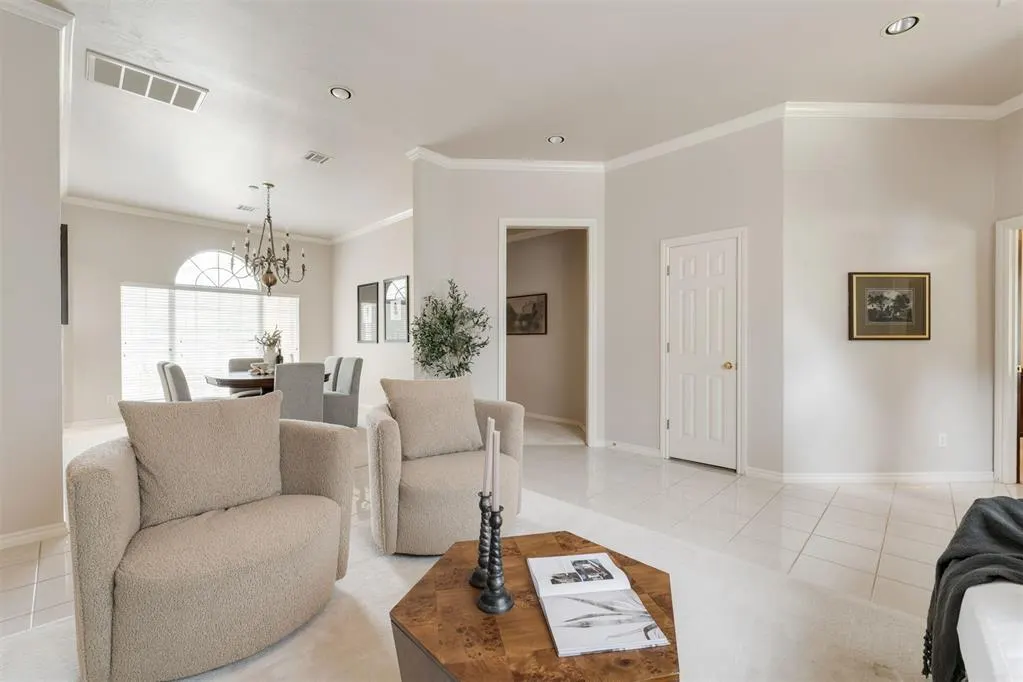 Photo 6 — 601 Wildmeadow Drive, Edmond, OK 73003