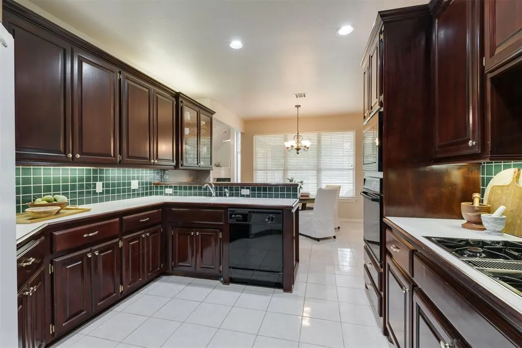 Photo 13 — 601 Wildmeadow Drive, Edmond, OK 73003