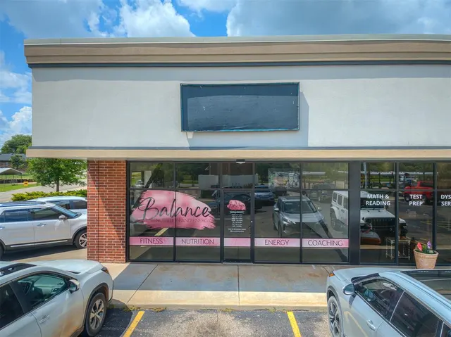 Photo 3 — 2426 Hawkins Street, Choctaw, OK 73020