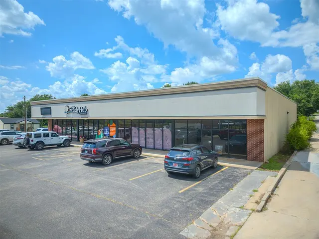 Photo 4 — 2426 Hawkins Street, Choctaw, OK 73020
