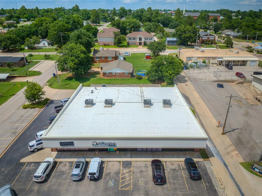 Photo 5 — 2426 Hawkins Street, Choctaw, OK 73020