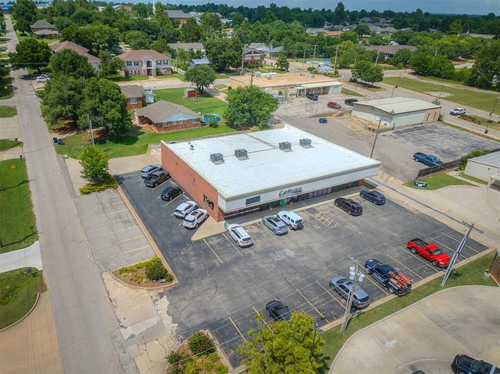 Photo 6 — 2426 Hawkins Street, Choctaw, OK 73020