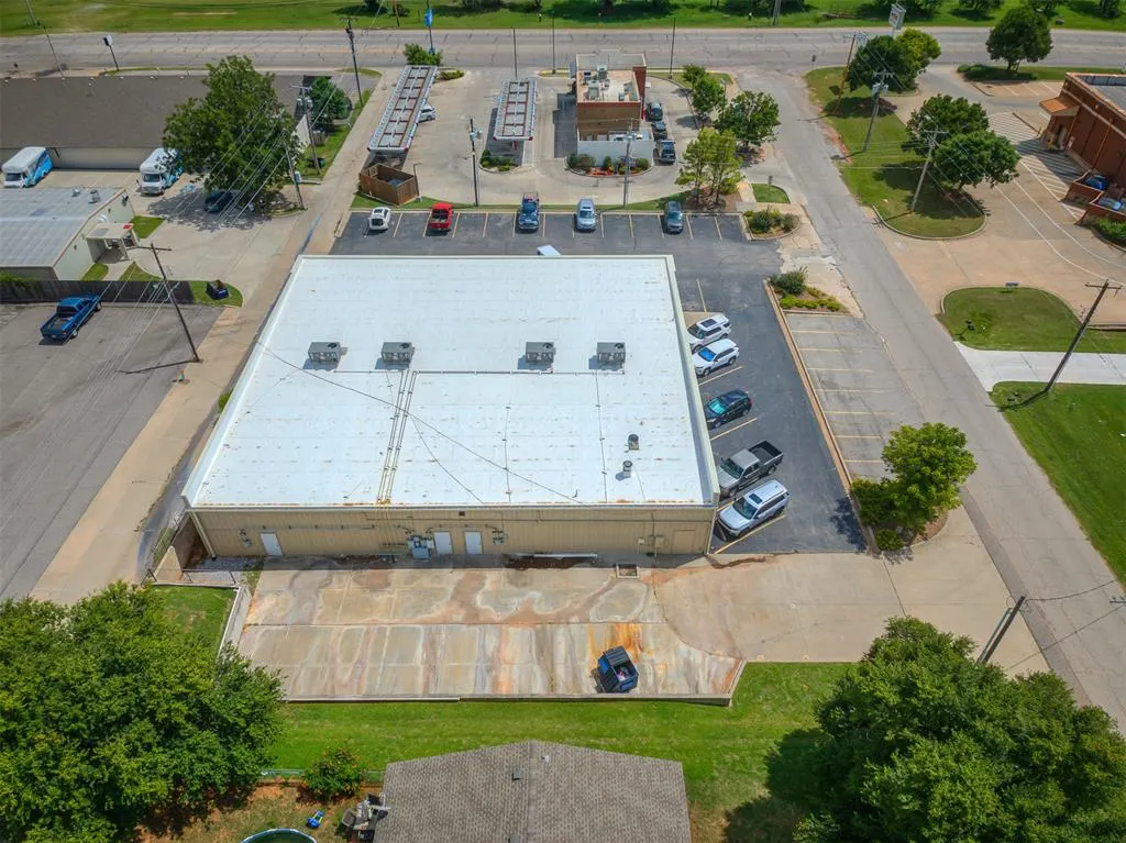 Photo 13 — 2426 Hawkins Street, Choctaw, OK 73020