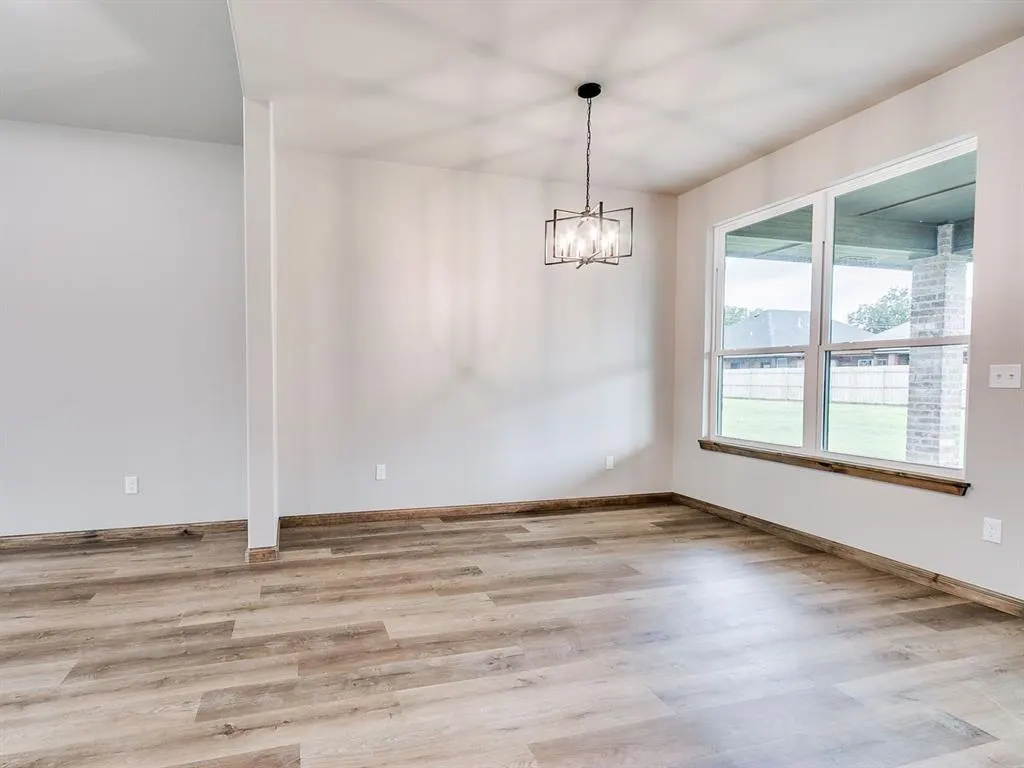 Photo 8 — 705 E Kennedy Street, Lexington, OK 73051