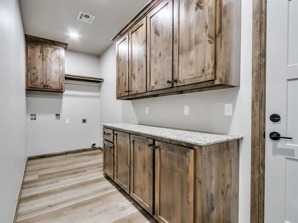 Photo 34 — 705 E Kennedy Street, Lexington, OK 73051