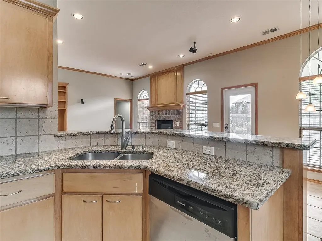 Photo 9 — 906 Renita Way, Oklahoma City, OK 73160