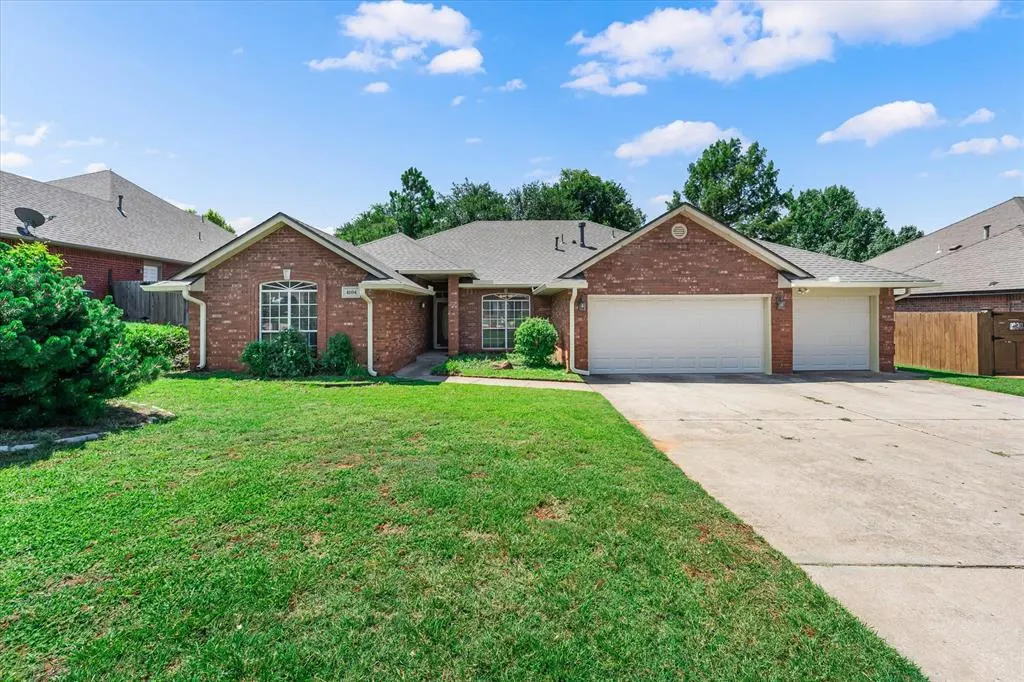 Front exterior — 4104 Devon Drive, Edmond, OK 73034