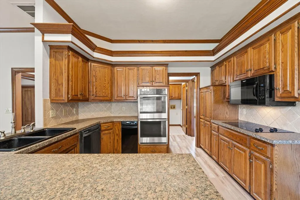 Photo 23 — 4104 Devon Drive, Edmond, OK 73034