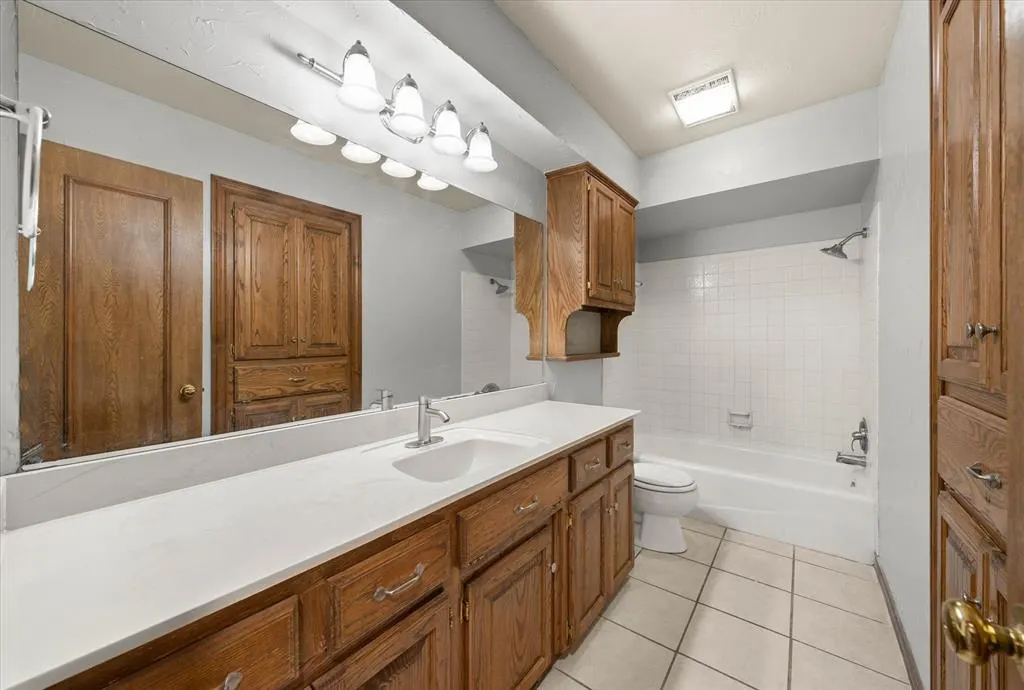 Photo 37 — 4104 Devon Drive, Edmond, OK 73034