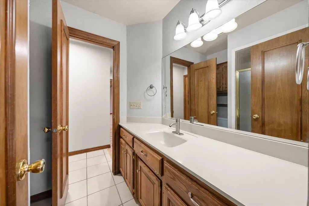 Photo 43 — 4104 Devon Drive, Edmond, OK 73034