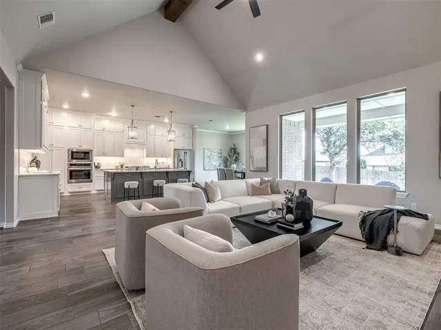 Photo 3 — 8708 Stark Street, Edmond, OK 73007