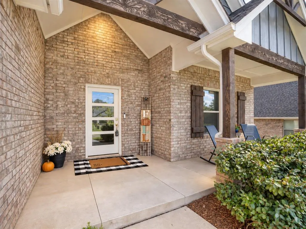 Photo 2 — 8708 Stark Street, Edmond, OK 73007
