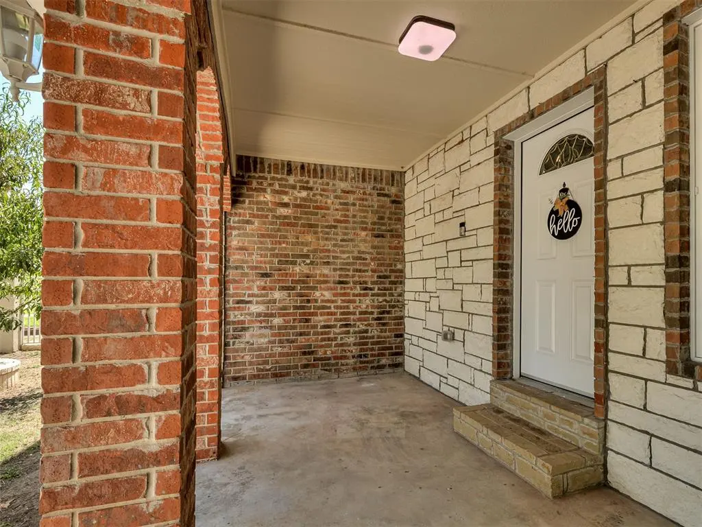 Photo 4 — 1316 NW 12th St Street, Oklahoma City, OK 73106