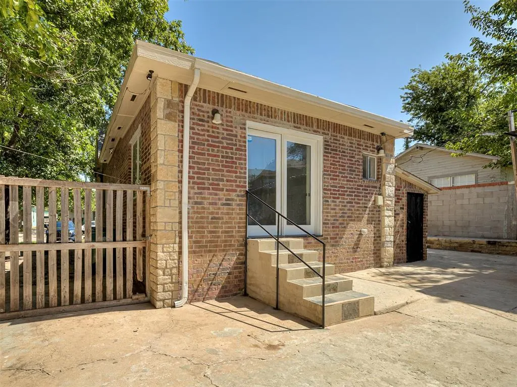 Photo 18 — 1316 NW 12th St Street, Oklahoma City, OK 73106