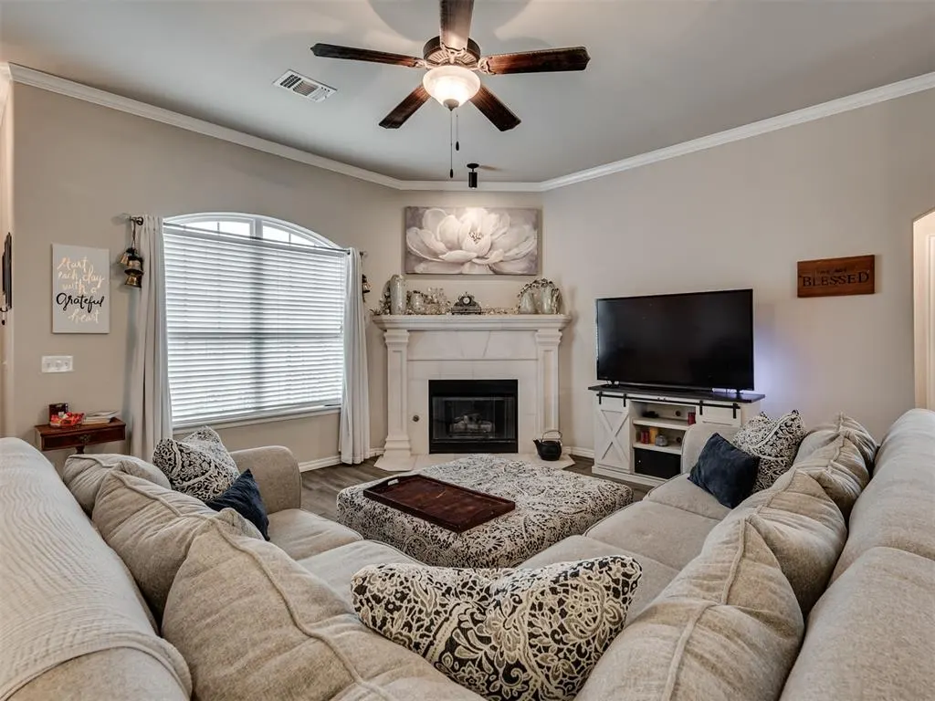 Photo 6 — 2108 Manderly Court, Norman, OK 73026