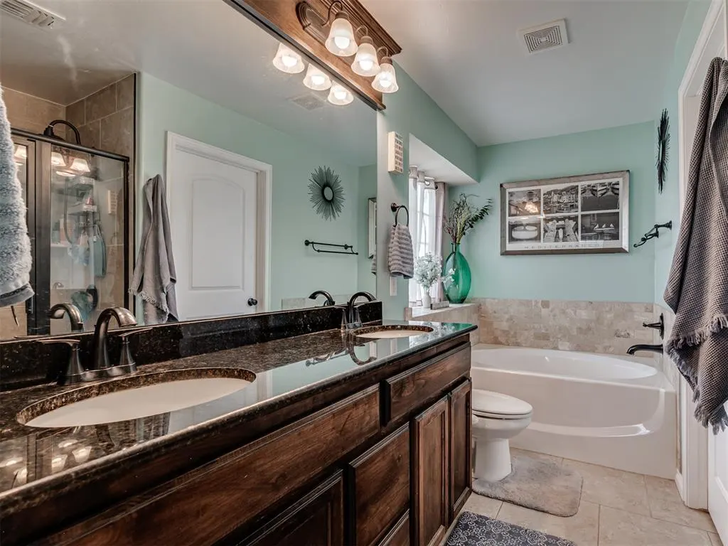 Photo 17 — 2108 Manderly Court, Norman, OK 73026