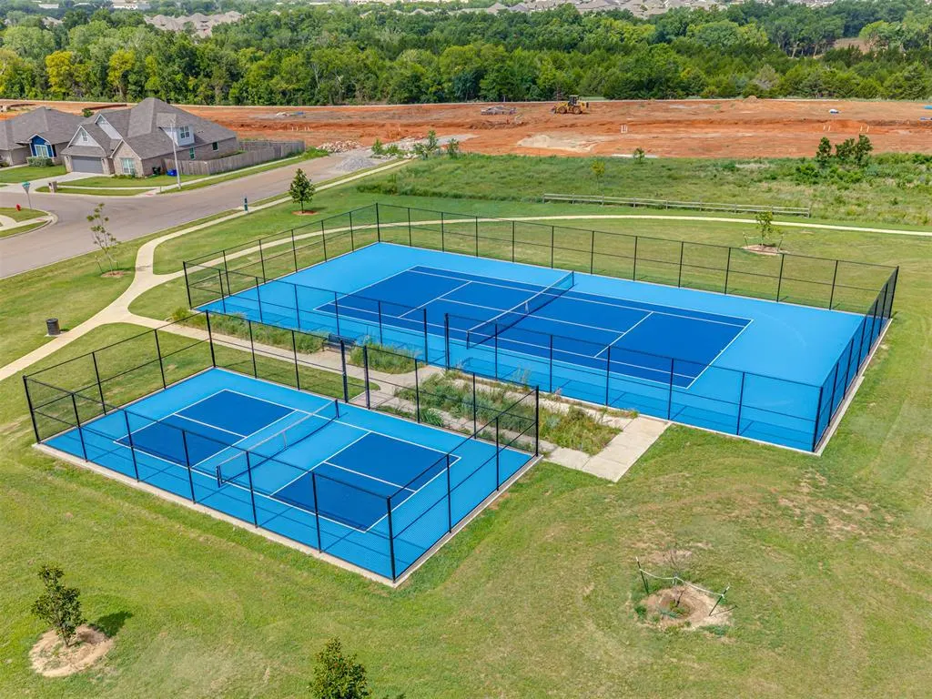 Photo 39 — 2108 Manderly Court, Norman, OK 73026