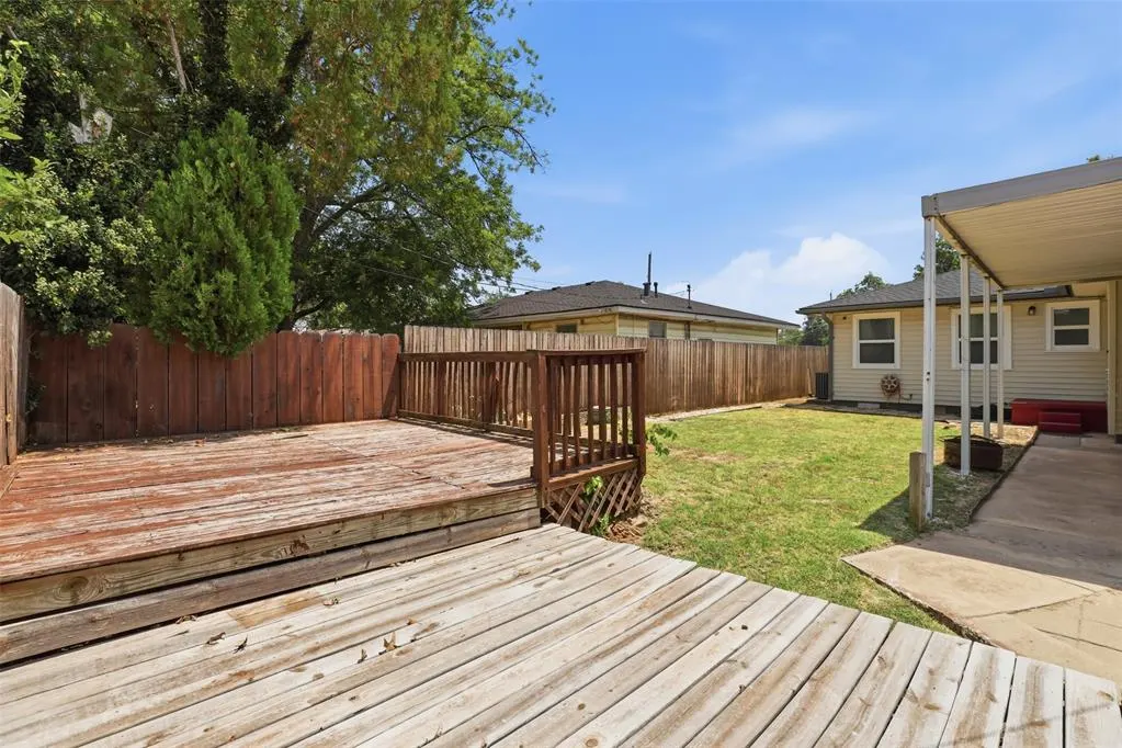 Photo 24 — 1810 Ponca Avenue, Enid, OK 73703