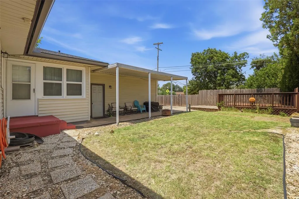 Photo 25 — 1810 Ponca Avenue, Enid, OK 73703