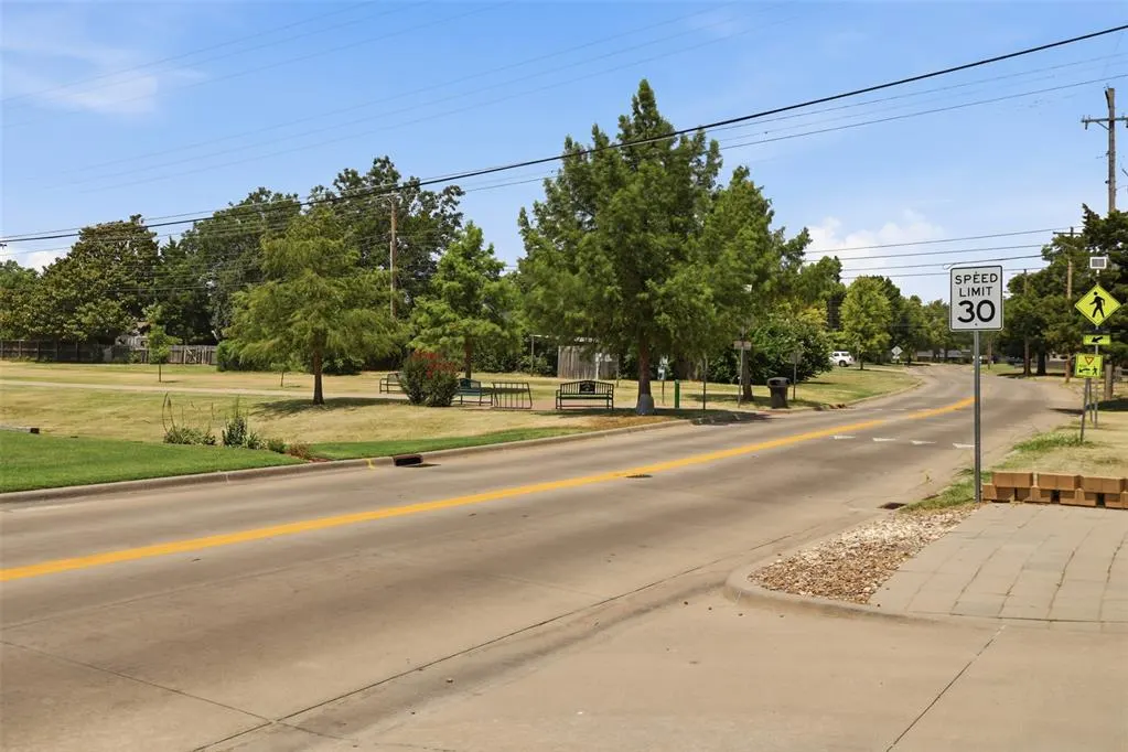 Photo 29 — 1810 Ponca Avenue, Enid, OK 73703