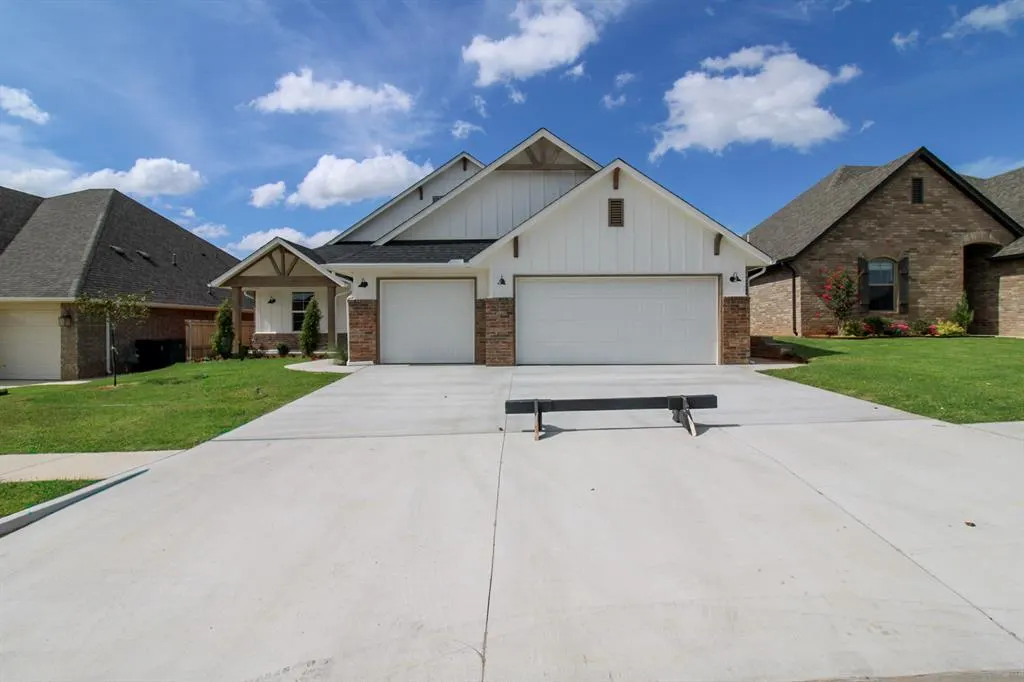 Photo 2 — 9321 SW 42nd Street, Oklahoma City, OK 73179