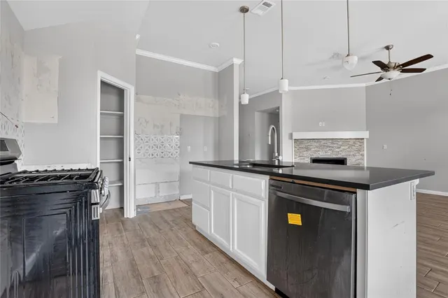 Photo 6 — 2302 Arcady Avenue, Norman, OK 73026