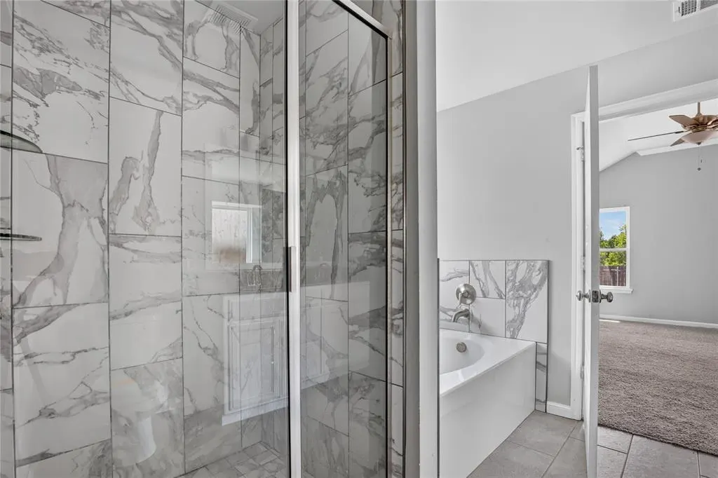 Photo 13 — 2302 Arcady Avenue, Norman, OK 73026