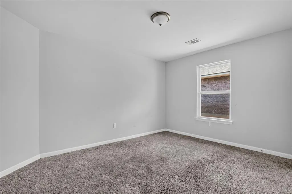 Photo 16 — 2302 Arcady Avenue, Norman, OK 73026
