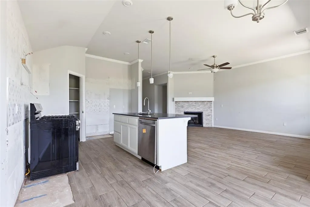 Photo 5 — 2302 Arcady Avenue, Norman, OK 73026