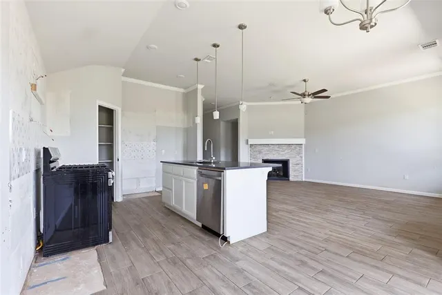 Photo 5 — 2302 Arcady Avenue, Norman, OK 73026