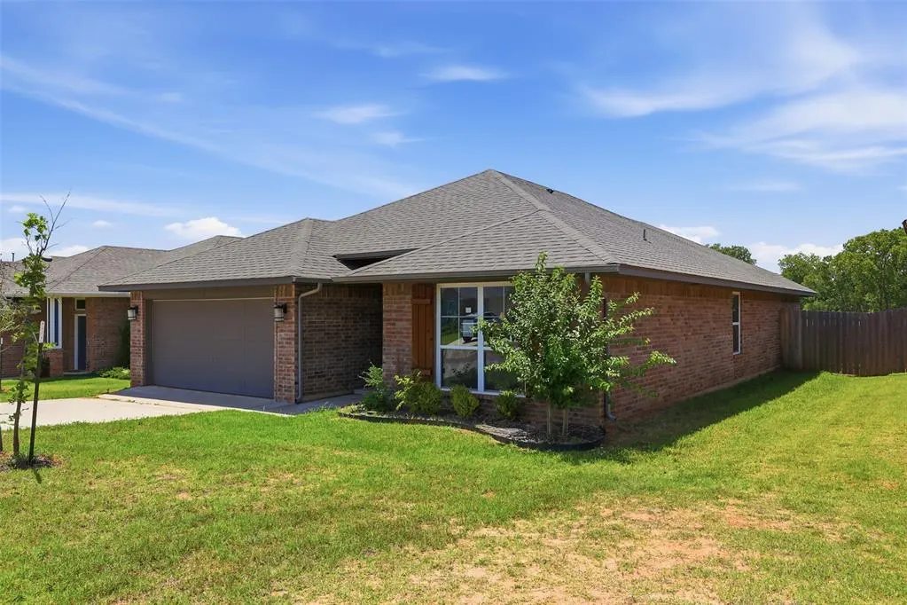 Photo 24 — 2302 Arcady Avenue, Norman, OK 73026