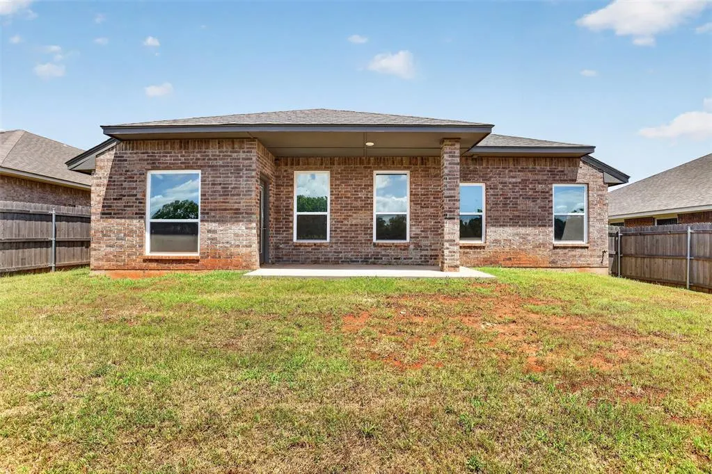 Photo 22 — 2302 Arcady Avenue, Norman, OK 73026