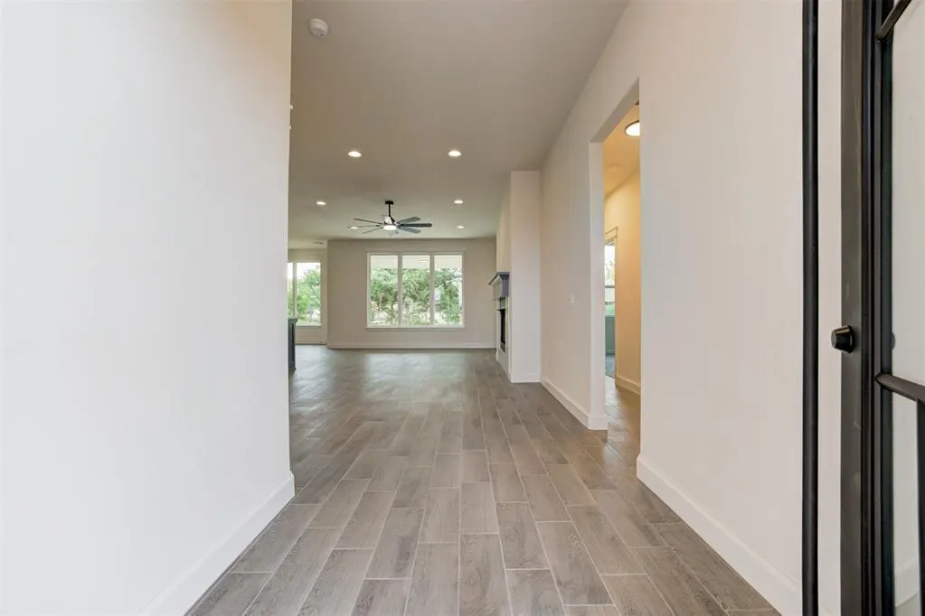 Photo 2 — 3014 Pescara Drive, Norman, OK 73071