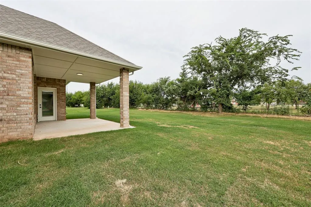 Photo 33 — 3014 Pescara Drive, Norman, OK 73071