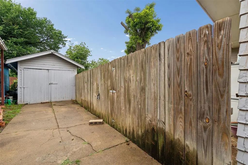 Photo 18 — 1952 NW 13th Street, Oklahoma City, OK 73106