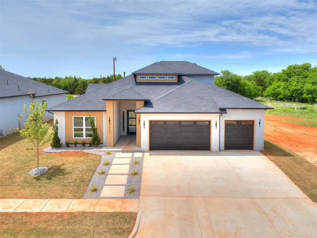 Photo 3 — 14601 Astor Lane, Yukon, OK 73099