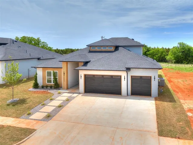 Photo 4 — 14601 Astor Lane, Yukon, OK 73099