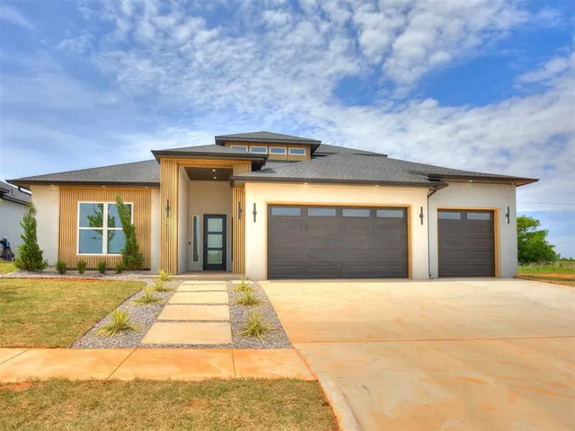 Photo 6 — 14601 Astor Lane, Yukon, OK 73099