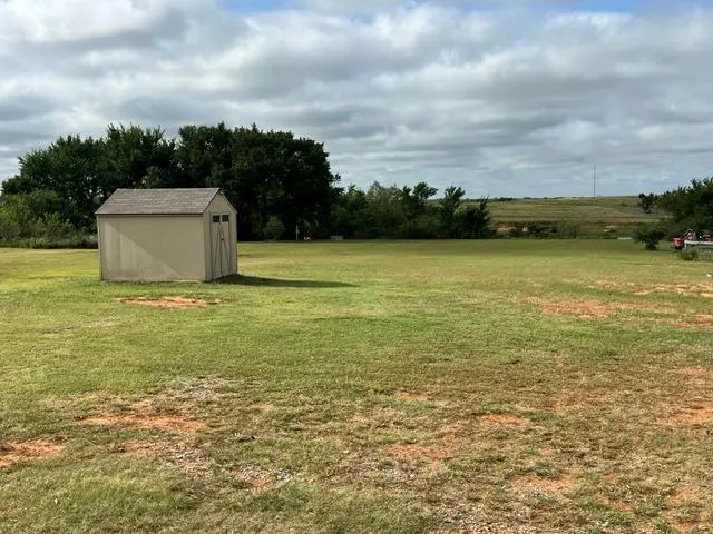 Photo 8 — 1316 County Street 2926, Tuttle, OK 73089