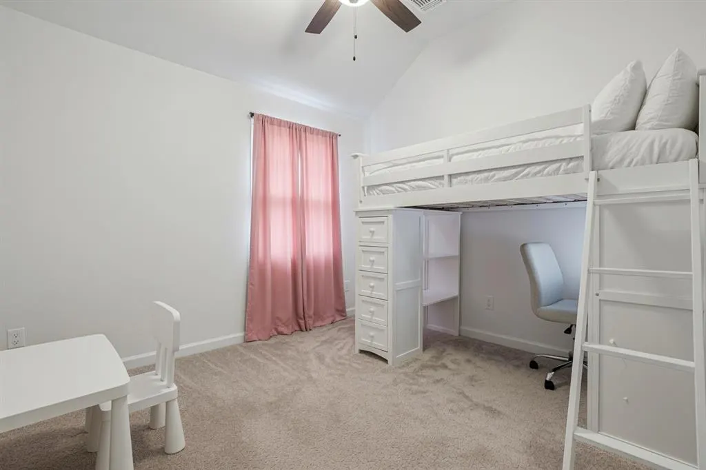 Photo 9 — 804 Scully Road, Yukon, OK 73099