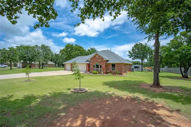 Photo 5 — 1322 Houser Lane, Blanchard, OK 73010