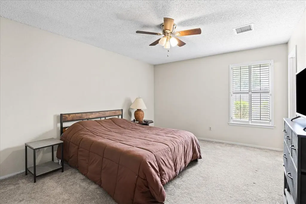 Photo 19 — 12337 Rockgate Drive, Yukon, OK 73099