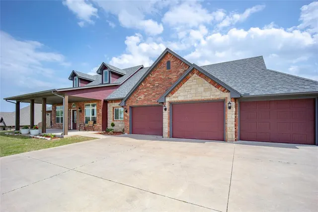 Photo 3 — 2381 County Road 1260, Blanchard, OK 73010