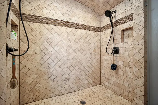 Photo 6 — 2381 County Road 1260, Blanchard, OK 73010